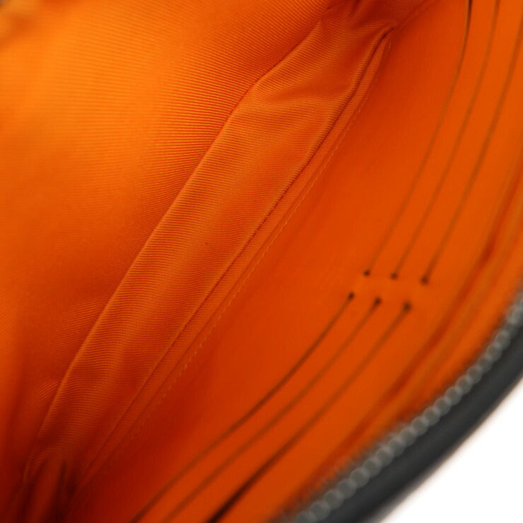 美品 LOUIS VUITTON ルイ ヴィトン アルファクラッチ セカンドバッグ M52771 トリヨンレザー メタリックグレー ブラック金具 リストレット クラッチバッグ ポーチ