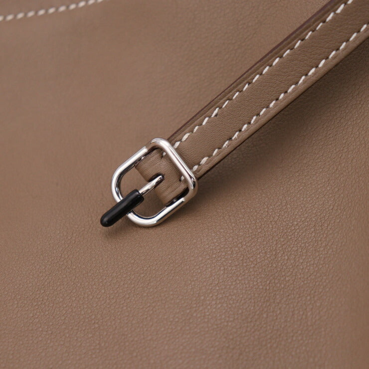 超美品 HERMES エルメス BRIDADO ブリダド ショルダーバッグ - エバーカラー エトゥープ シルバー金具 2WAY リュックサック 巾着型 D刻印 SELLIER