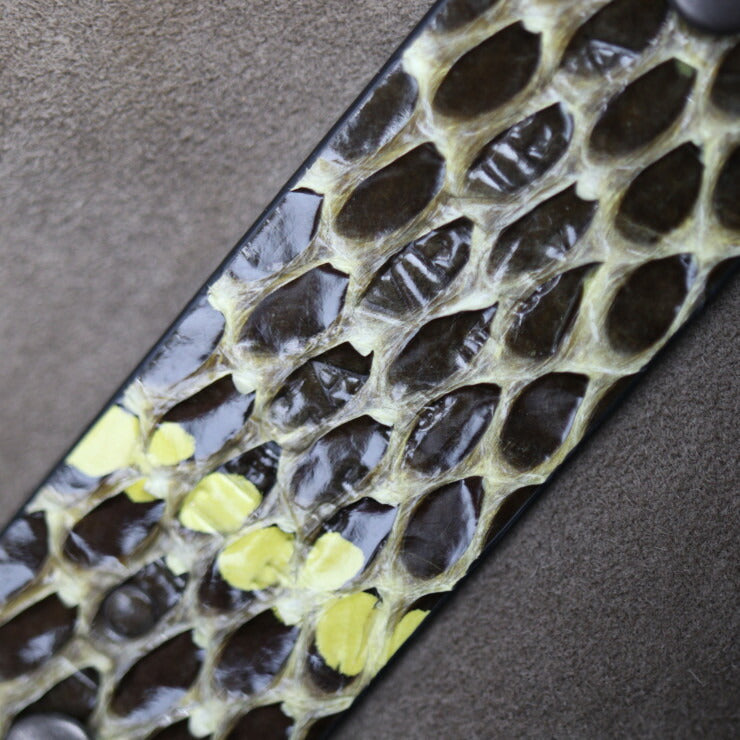 美品 BOTTEGAVENETA ボッテガヴェネタ バッグ ショルダーバッグ - パイソン イエロー ポシェット