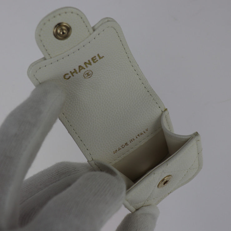 超美品 CHANEL シャネル Airpodsケース 第二世代専用 マトラッセ その他小物 AP1647 キャビアスキン ホワイト ゴールド金具 チェーン ネックストラップ イヤホンケース ホルダー ココマーク