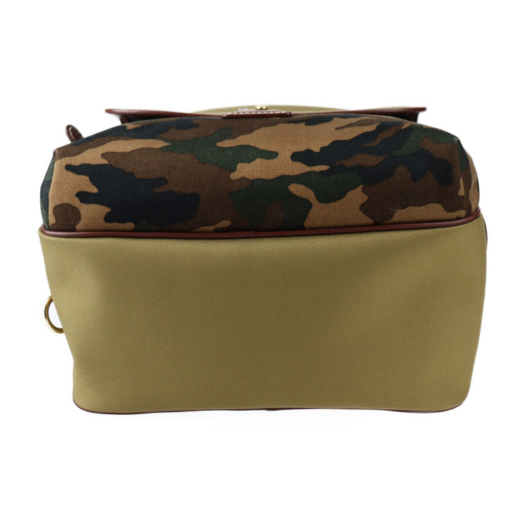 新品未使用展示品 HUNTING WORLD ハンティングワールド サファリ トゥデイ リュック・デイパック 7805SFI キャンバス レザー カーキ系 迷彩柄 ゴールド金具 バックパック カモフラ