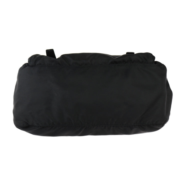 PRADA プラダ メッセンジャーバッグ ショルダーバッグ 1BD671 ナイロン レザー ブラック シルバー金具 フラップ クロスボディバッグ 三角ロゴプレート