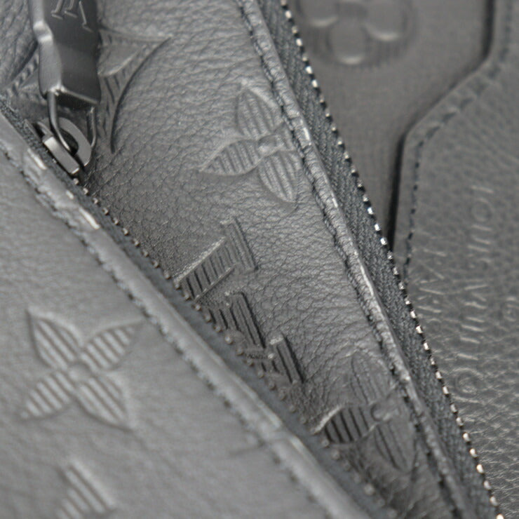 新品未使用展示品 LOUIS VUITTON ルイ ヴィトン トリオ・メッセンジャー モノグラム シャドウ ショルダーバッグ M46602 カーフレザー ブラック クロスボディ ビトン