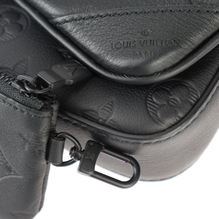 新品未使用展示品 LOUIS VUITTON ルイ ヴィトン トリオ・メッセンジャー モノグラム シャドウ ショルダーバッグ M46602 カーフレザー ブラック クロスボディ ビトン