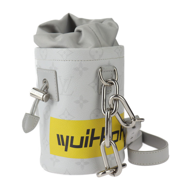 美品 LOUIS VUITTON ルイ ヴィトン チョーク・ナノバッグ ホワイトモノグラム ショルダーバッグ M44631 PVC レザー ホワイト系 グレー シルバー金具 巾着型 ポシェット