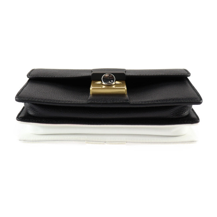 新品未使用展示品 Maison Margiela メゾン マルジェラ NEW LOCK Horizontal ニュー ロック ホリゾンタル ショルダーバッグ SB1WD0002 キャンバス レザー ヤギ革 ホワイト ブラック シルバー金具 2WAY クラッチバッグ クロスボディ ポシェット ヤギ革