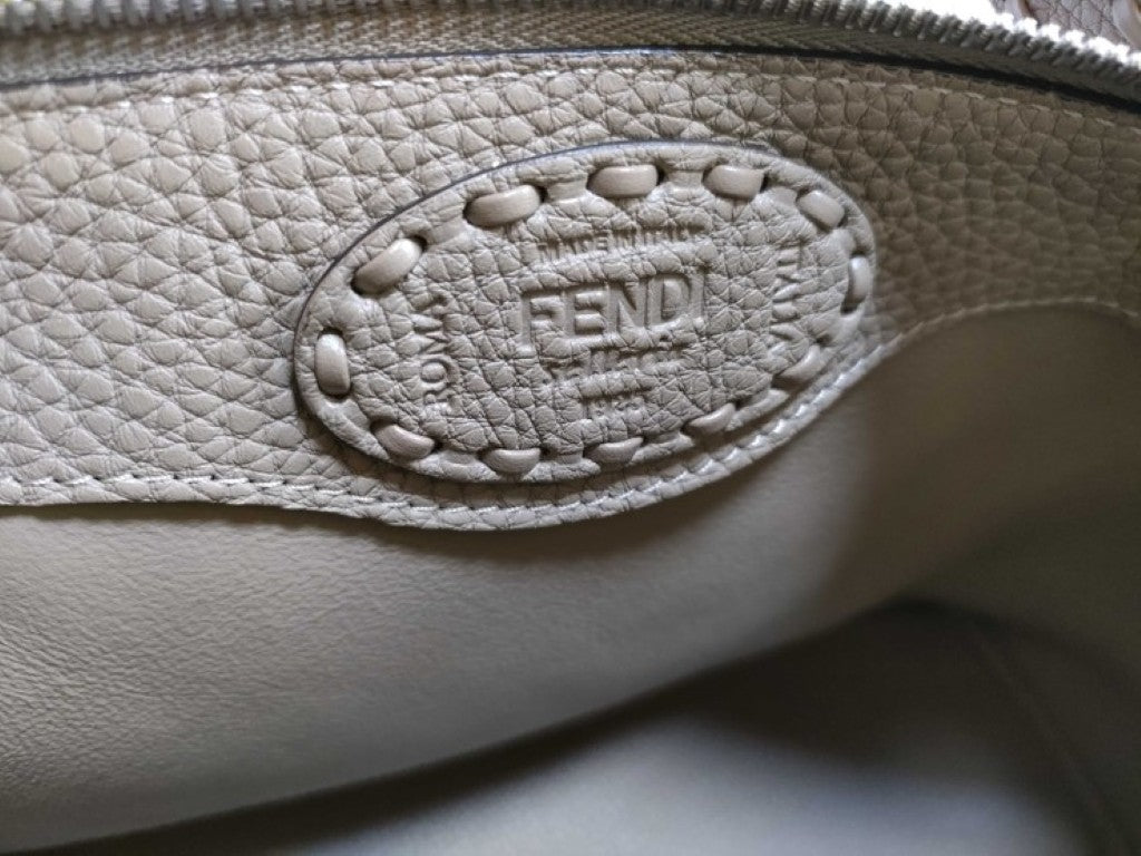 FENDI フェンディ ハンドバッグ バイ ザ ウェイ セレリア ラージ 8BL156 グレージュ系 レザー レディース シルバー金具 美品