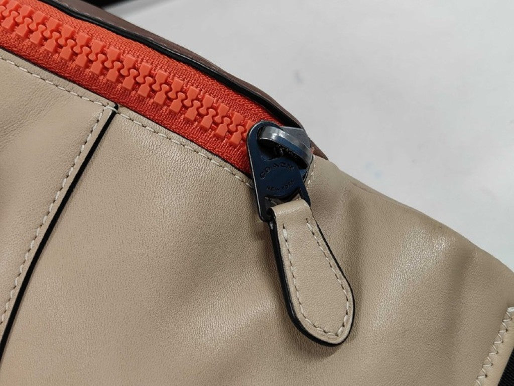 COACH コーチ ボディバッグ トラック ベルトバッグ CH110 マルチカラー系 レザー ユニセックス ウエストバッグ 美品