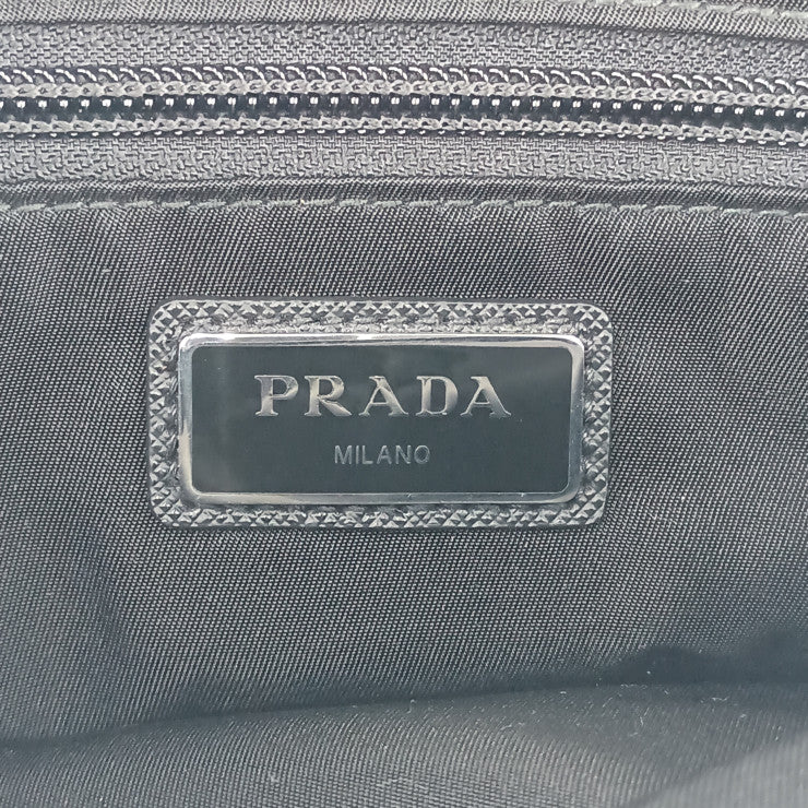 超美品 PRADA プラダ ショルダーバッグ クロスボディバッグ 2VH043 ブラック シルバー金具 ナイロン レザー ユニセックス ポシェット メッセンジャーバッグ 三角ロゴプレート