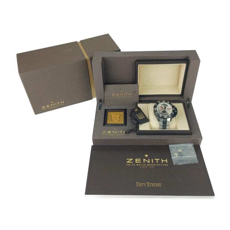 美品 ZENITH ゼニス 腕時計 デファイ エクストリーム オープン クロノグラフ 96.0525.4021 / 21.M525 ブラック シルバー スケルトン文字盤 チタン カーボン アルミニウム メンズ 自動巻き
