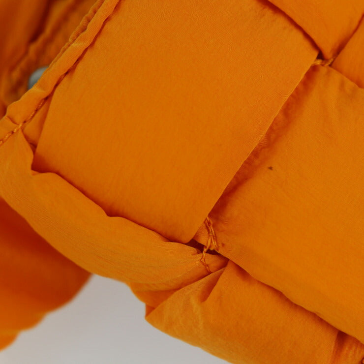 美品 BOTTEGAVENETA ボッテガヴェネタ パデッド テック カセット ウエストバッグ マキシイントレチャート ボディバッグ 679763 ナイロン オレンジ ショルダーバッグ