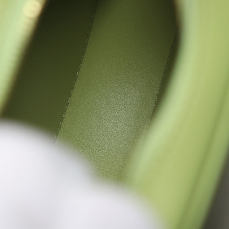 新古未使用展示品 CELINE セリーヌ クロスボディ オーバルパース キュイル トリオンフ ショルダーバッグ 10I703DPQ カーフスキン グリーン系 ゴールド金具 ポシェット