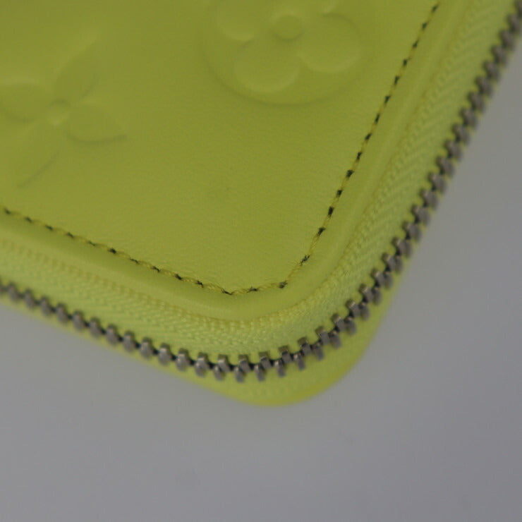 新古未使用展示品 LOUIS VUITTON ルイ ヴィトン ジッピー・ウォレット モノグラム 長財布 M83104 ラムレザー イエロー シルバー金具 ラウンドファスナー ビトン