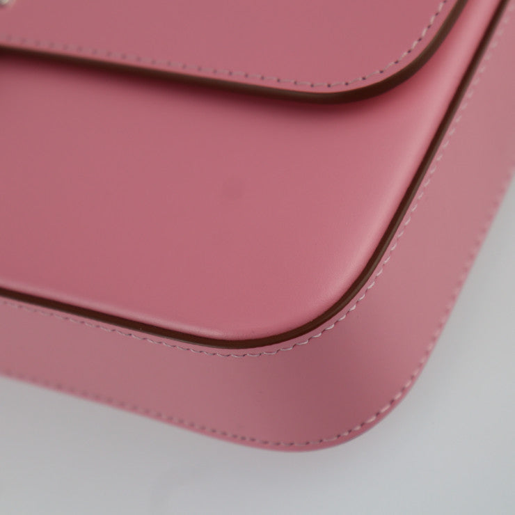 新品未使用展示品 CARTIER カルティエ チェーンショルダーバッグ ドゥーブルC ドゥ カルティエ ショルダーバッグ L1002369 カーフレザー ピンク ペールピンク シルバー金具 ポシェット