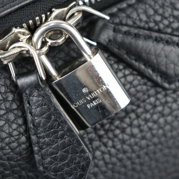 美品 LOUIS VUITTON ルイ ヴィトン アルマンド メッセンジャーPM LVサークル ショルダーバッグ M51696 トリヨンレザー ブラック シルバー金具 クロスボディバッグ ビトン