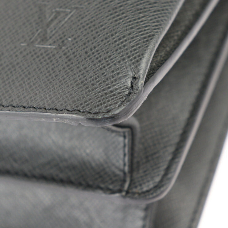 美品 LOUIS VUITTON ルイ ヴィトン ロブスト2 ビジネスバッグ M31042 タイガ アルドワーズ シルバー金具 ブリーフケース 書類鞄 ブラック