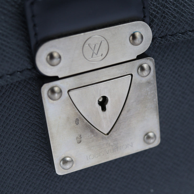 美品 LOUIS VUITTON ルイ ヴィトン ロブスト2 ビジネスバッグ M31042 タイガ アルドワーズ シルバー金具 ブリーフケース 書類鞄 ブラック
