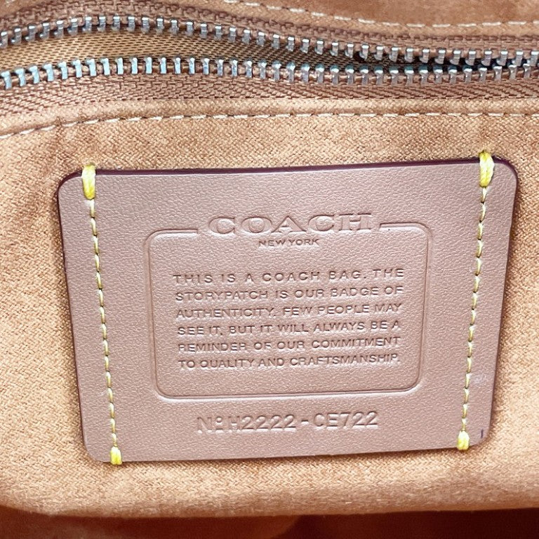 COACH コーチ トートバッグ ピロートート CE722 ブラック系 レザー レディース ハンドバッグ キルティング シルバー金具 美品