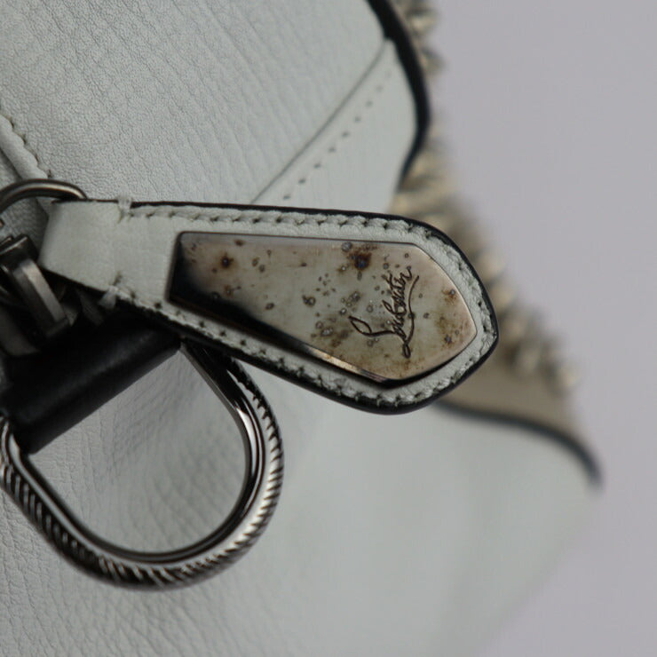 Christian Louboutin クリスチャンルブタン パネトーネ スモール ボストン ハンドバッグ 1135073 カーフレザー ベージュ ホワイト スパイクスタッズ 2WAY ショルダーバッグ