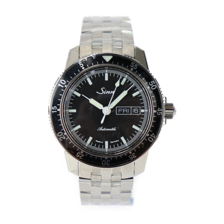 新品未使用展示品 Sinn ジン インストゥルメント ウォッチ パイロットウォッチ104シリーズ 腕時計 104.ST.SA.A ステンレススチール シルバー ブラック文字盤 自動巻き デイデイト 5連ブレスレット仕様