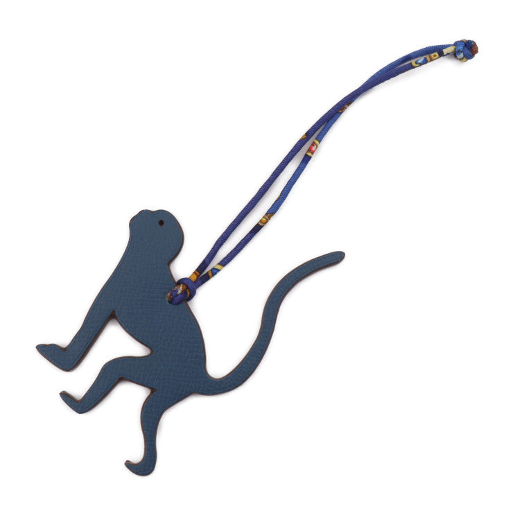 新品未使用展示品 HERMES エルメス チャーム モンキー プティアッシュ その他小物 - ヴォーエプソン トリヨンクレマンス シルク ブルー系 パープル系 バッグチャーム 猿