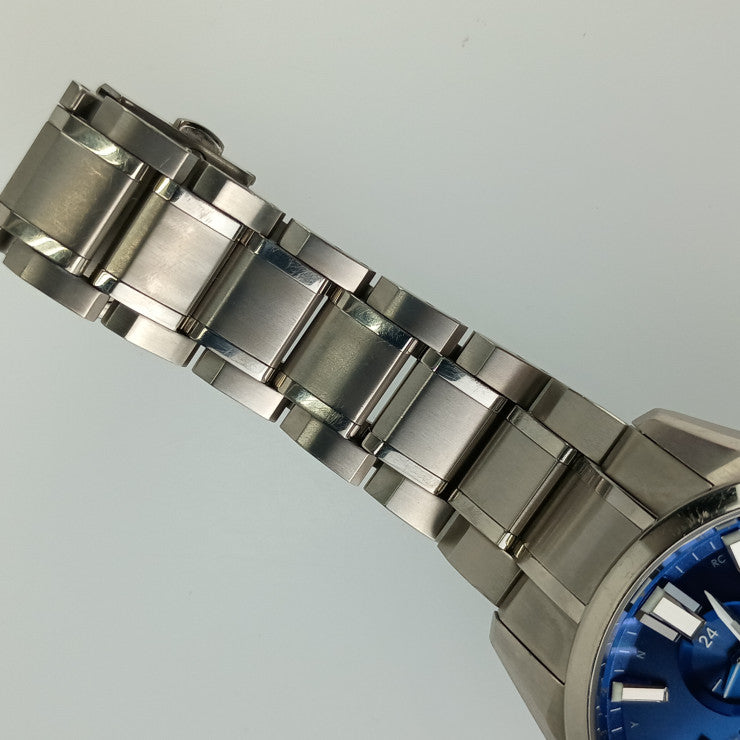 CASIO カシオ メンズ腕時計 OCEANUS オシアナス OCW-G2000-2AJF シルバー ブルー文字盤 チタン メンズ Bluetooth搭載 GPS 電波ソーラー