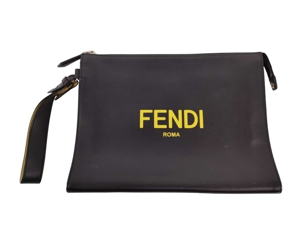 FENDI フェンディ クラッチバッグ フラットスリム 7VA491 ブラック イエロー系 レザー メンズ シルバー金具 美品