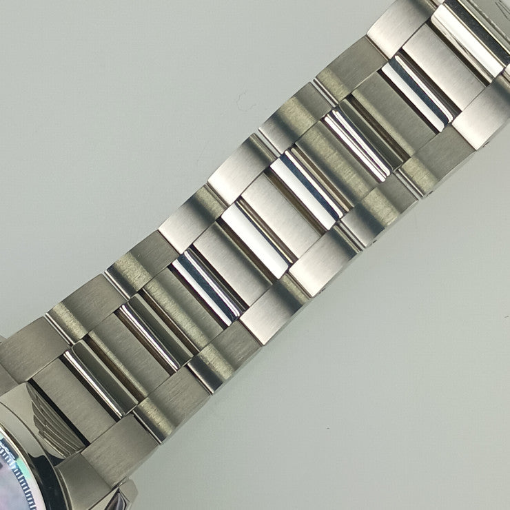 美品 TAG Heuer タグ・ホイヤー 腕時計 カレラ キャリバーホイヤー02 クロノグラフ CBN201E.BA0642 シルバー ブルーシェル文字盤 ステンレス メンズ 裏スケ 自動巻き 日本限定300本