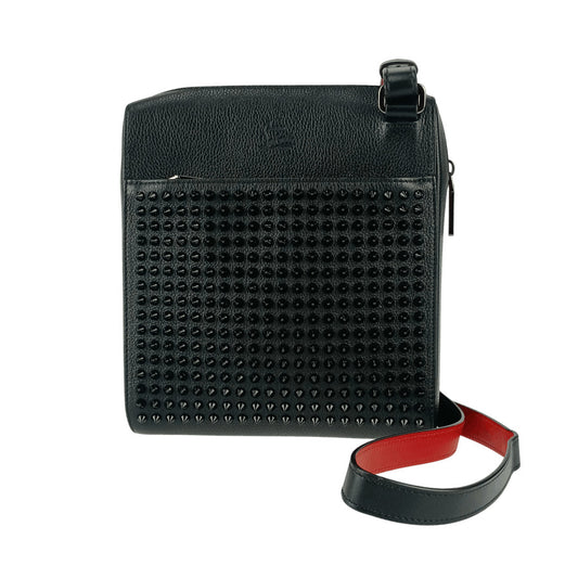 CHRISTIAN LOUBOUTIN クリスチャン ルブタン ショルダーバッグ ベンチレポーター ミディアム 3195034 ブラック カーフレザー メンズ スパイクスタッズ 美品