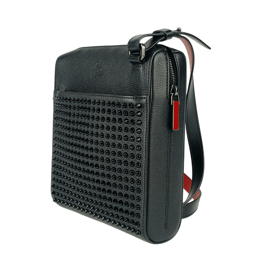 CHRISTIAN LOUBOUTIN クリスチャン ルブタン ショルダーバッグ ベンチレポーター ミディアム 3195034 ブラック カーフレザー メンズ スパイクスタッズ 美品