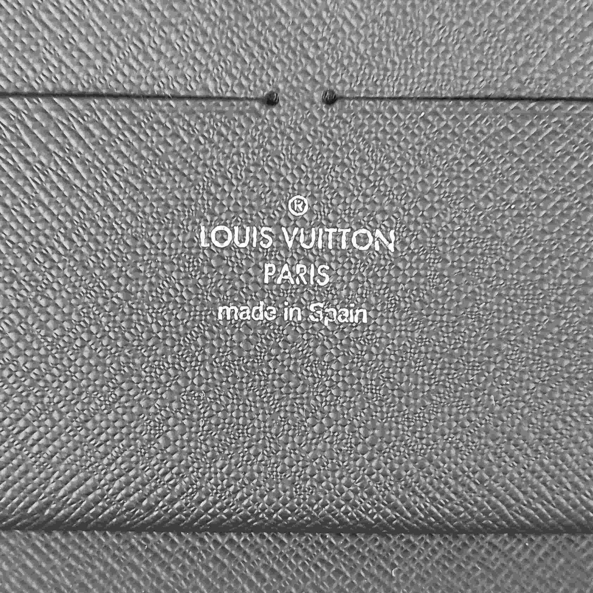 LOUIS VUITTON ルイヴィトン 長財布 モノグラム エクリプス ジッピー オーガナイザー NM M82081 ブラック グレー PVC レザー メンズ ラウンドファスナー シルバー金具 超美品