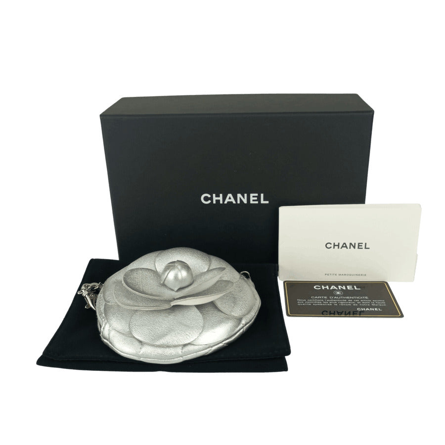 CHANEL シャネル コインケース カメリア ジップ コインパース AP2125 シルバー ラムスキン レディース 小銭入れ マトラッセ キルティング 美品