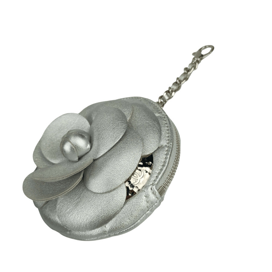 CHANEL シャネル コインケース カメリア ジップ コインパース AP2125 シルバー ラムスキン レディース 小銭入れ マトラッセ キルティング 美品