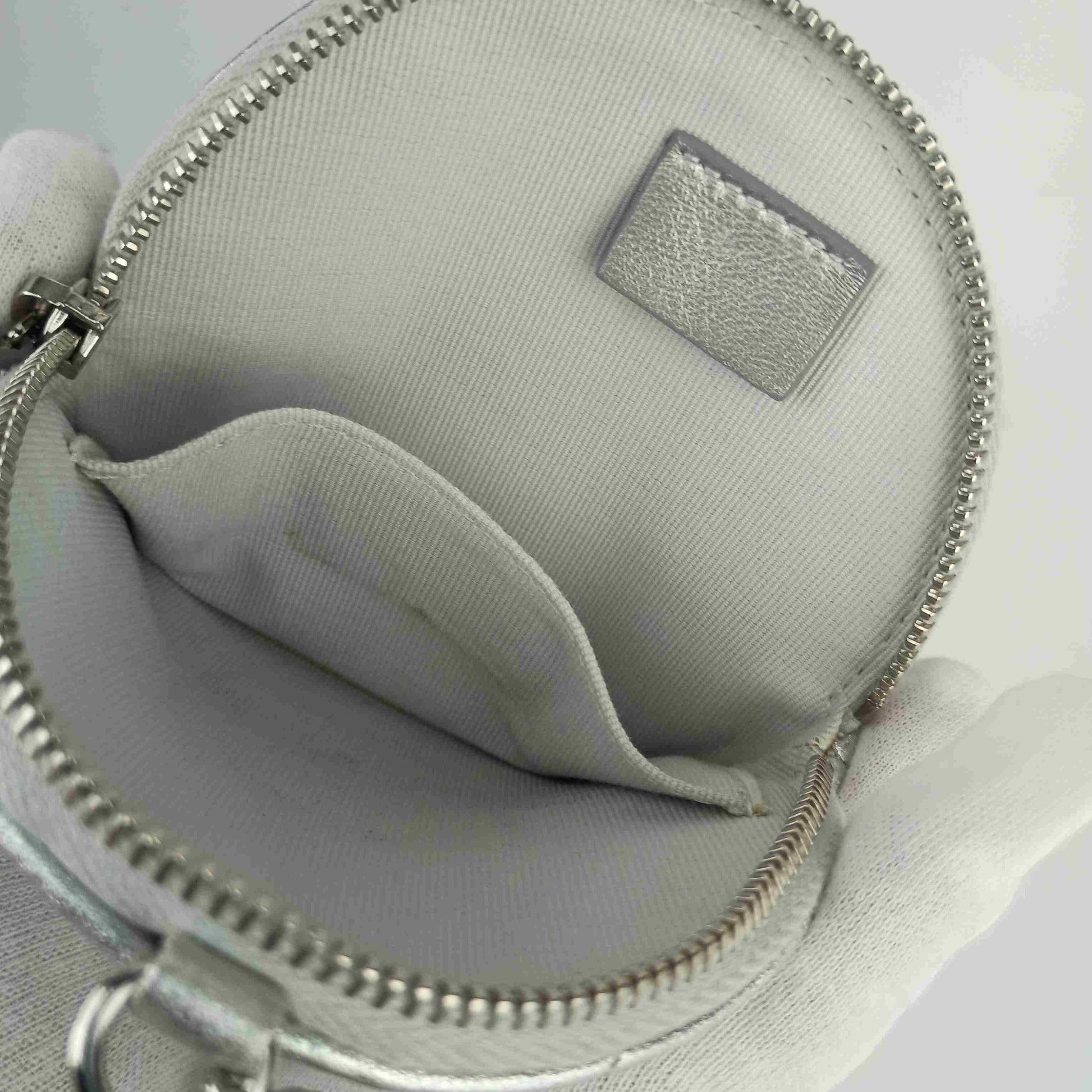 CHANEL シャネル コインケース カメリア ジップ コインパース AP2125 シルバー ラムスキン レディース 小銭入れ マトラッセ キルティング 美品