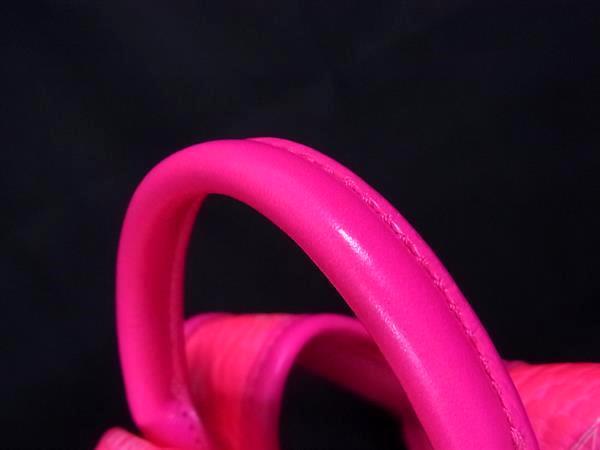 MCM エムシーエム リュックサック ヴィセトス MMK9AVE56QP001 ピンク レザー レディース スタッズ シルバー金具 美品