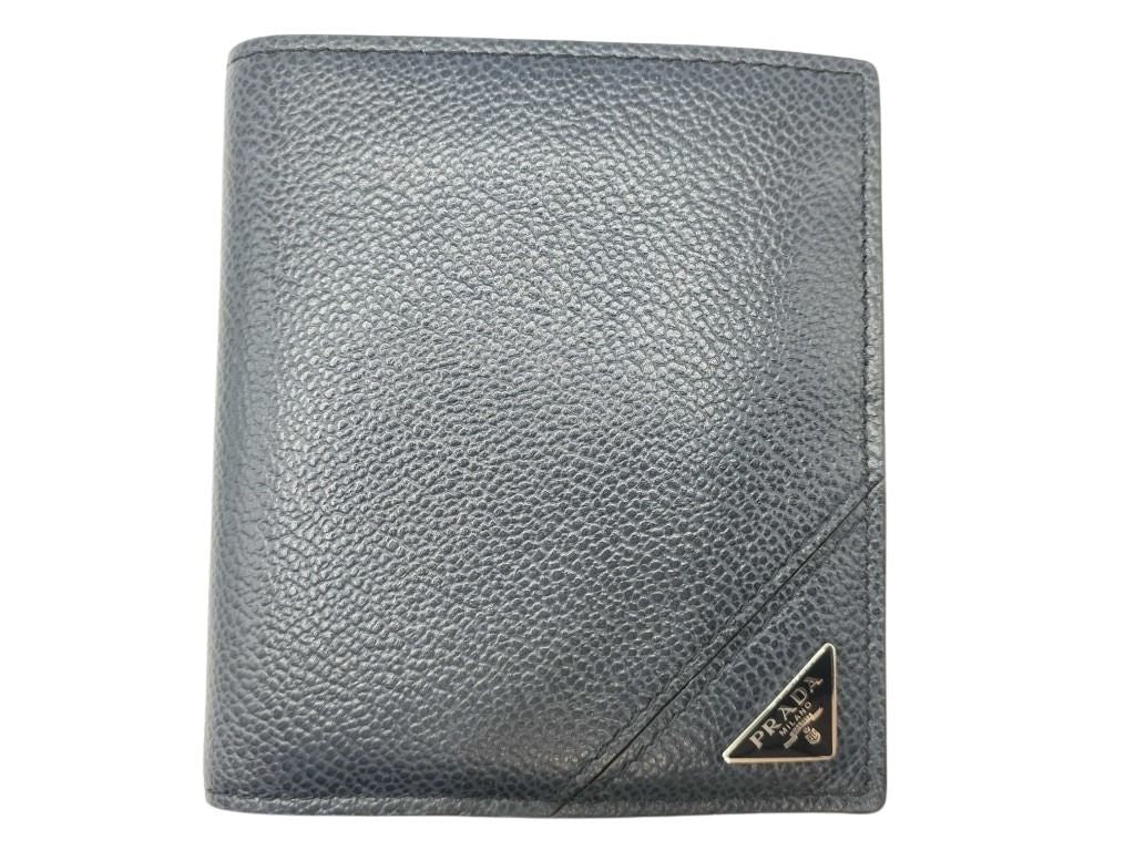 PRADA プラダ 財布 トライアングルロゴ 2MO004 ブラック レザー メンズ 二つ折り財布 三角ロゴ 美品