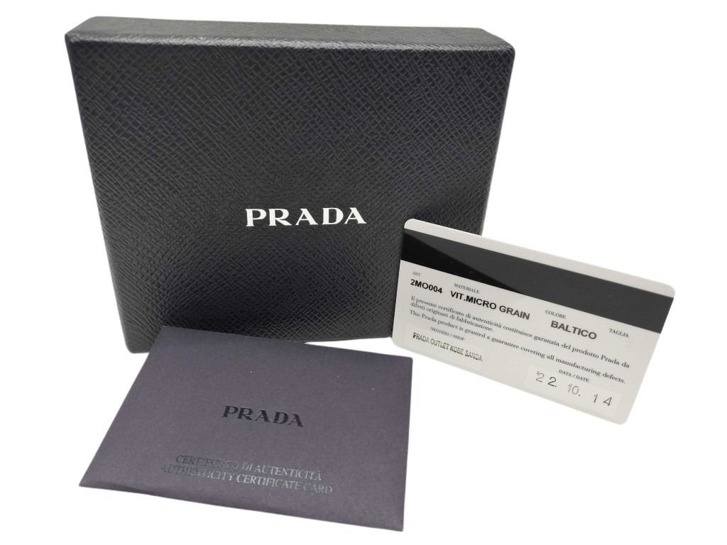 PRADA プラダ 財布 トライアングルロゴ 2MO004 ブラック レザー メンズ 二つ折り財布 三角ロゴ 美品