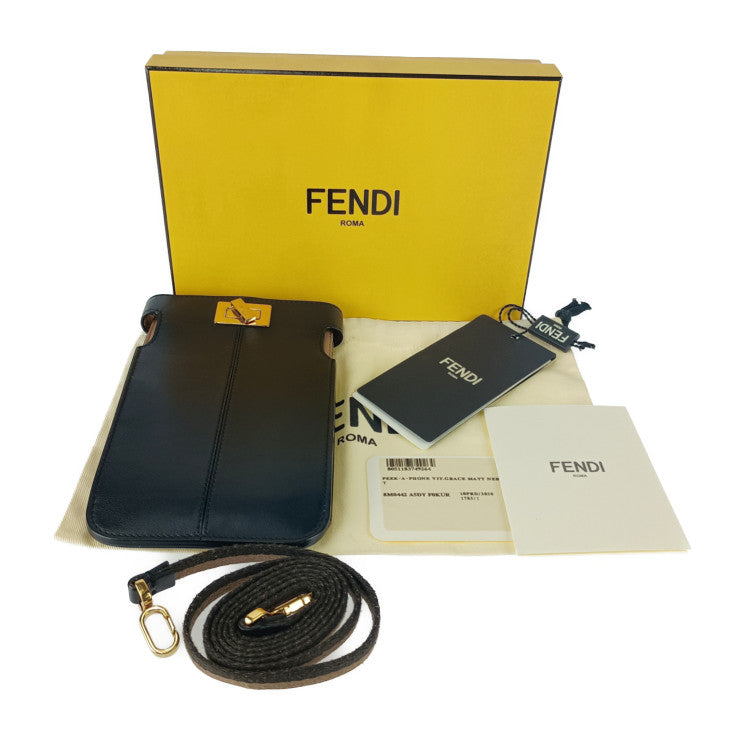美品 FENDI フェンディ ショルダーバッグ ピーカブー ピーカフォン 8M0442 ブラック ゴールド金具 レザー レディース スマホポーチ ストラップ ターンロック