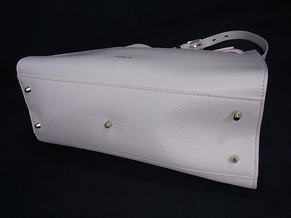 FURLA フルラ ハンドバッグ マルゲリータ - アイボリー系 レザー レディース ベルト ゴールド金具 美品