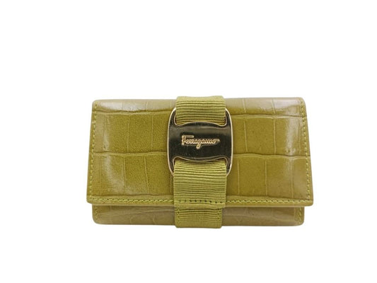 Salvatore Ferragamo フェラガモ キーケース ヴァラ 22 3056 カーキ系 型押しレザー レディース 6連 ゴールド金具 超美品