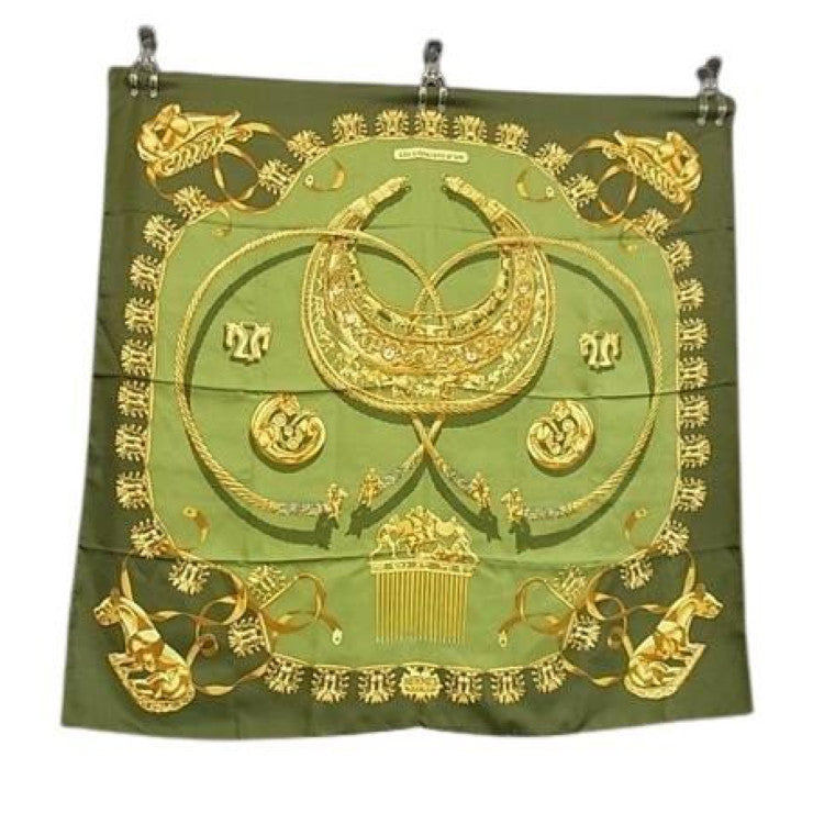 HERMES エルメス スカーフ カレ90 グリーン系 シルク100% レディース CAVALIERS D’OR 黄金の騎士 美品