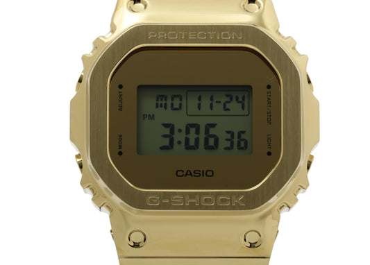 CASIO カシオ 時計 GSHOCK GM5600YMG9JF ゴールド ブラック 樹脂／ステンレススチール メンズ デジタル 新品未使用展示品