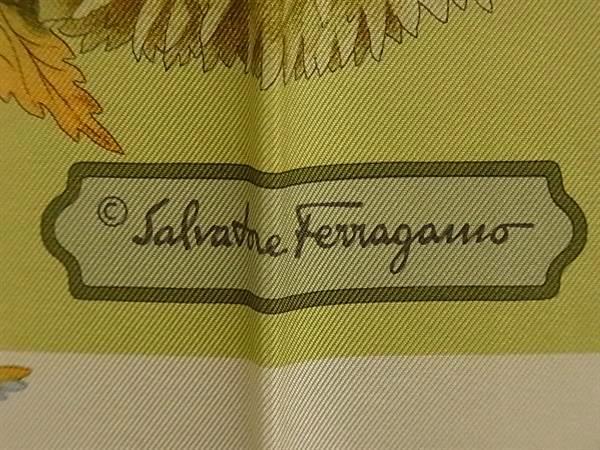 Salvatore Ferragamo フェラガモ スカーフ - - マルチカラー シルク100% レディース 総柄 大判 新品未使用展示品