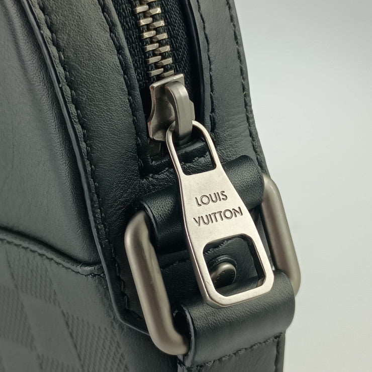 美品 LOUIS VUITTON ルイヴィトン ショルダーバッグ ポシェット ディストリクト N23355 オニキス シルバー金具 ダミエアンフィニレザー メンズ クロスボディバッグ