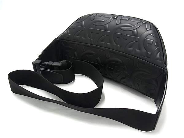 Salvatore Ferragamo フェラガモ ボディバッグ ガンチーニ ウエストバッグ 24 0615 ブラック系 PVC レザー メンズ 美品