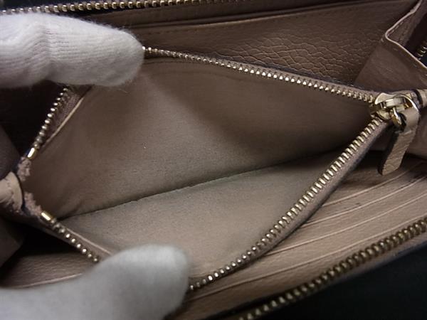 VALENTINO GARAVANI ヴァレンティノ ガラヴァーニ 財布 ロックスタッズ ベージュ レザー レディース ラウンドファスナー 長財布