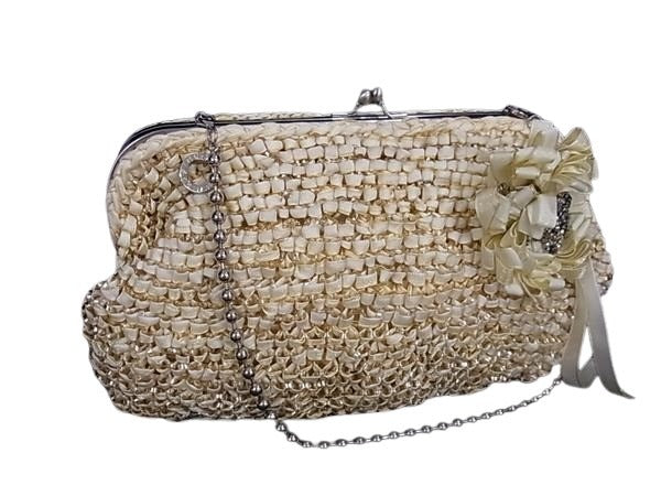 ANTEPRIMA アンテプリマ ハンドバッグ がま口 バッグ ライトベージュ系 PVCワイヤー サテン レディース パーティーバッグ リボン フラワー 花 シルバー金具 美品