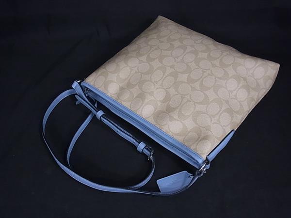 COACH コーチ ショルダーバッグ シグネチャ F58297 ベージュ ライトブルー PVC レザー ユニセックス シルバー金具