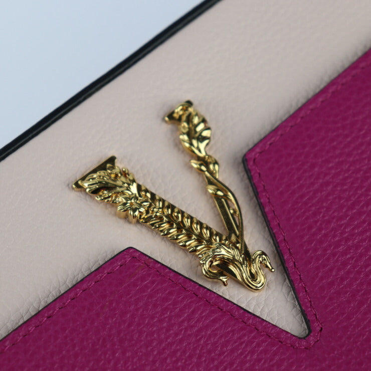 新古未使用展示品 VERSACE ヴェルサーチ VIRTUS ヴィルトゥス ショルダーバッグ 1005969 レザー マゼンタ系 ピンク系 ゴールド金具 チェーンショルダー ポシェット