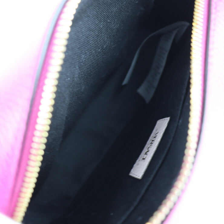 新古未使用展示品 VERSACE ヴェルサーチ VIRTUS ヴィルトゥス ショルダーバッグ 1005969 レザー マゼンタ系 ピンク系 ゴールド金具 チェーンショルダー ポシェット